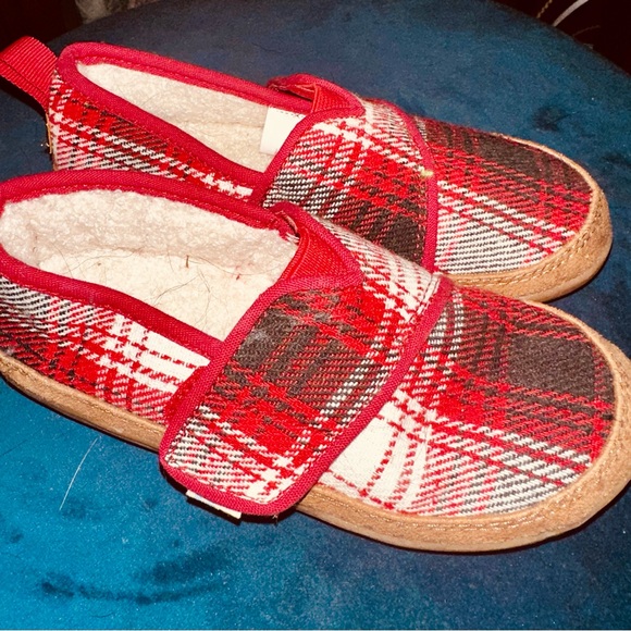 Plaid Slip On - Picture 3 of 3